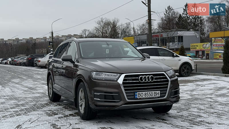 Позашляховик / Кросовер Audi Q7 2016 в Тернополі