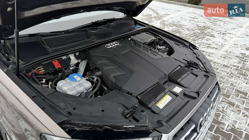 Позашляховик / Кросовер Audi Q7 2016 в Тернополі