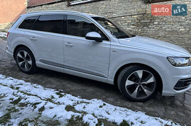 Внедорожник / Кроссовер Audi Q7 2015 в Каменец-Подольском