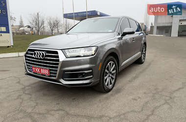 Позашляховик / Кросовер Audi Q7 2016 в Лубнах