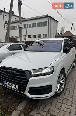 Позашляховик / Кросовер Audi Q7 2016 в Львові