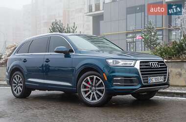 Внедорожник / Кроссовер Audi Q7 2018 в 