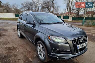 Позашляховик / Кросовер Audi Q7 2011 в 