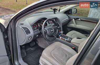Позашляховик / Кросовер Audi Q7 2011 в 