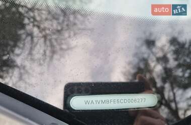 Позашляховик / Кросовер Audi Q7 2011 в 