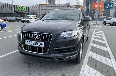 Позашляховик / Кросовер Audi Q7 2013 в Києві