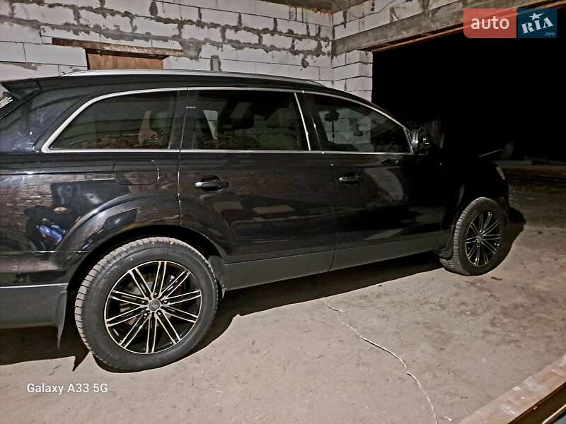 Позашляховик / Кросовер Audi Q7 2008 в Золотоноші