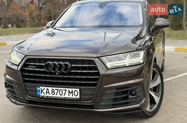 Позашляховик / Кросовер Audi Q7 2016 в Києві