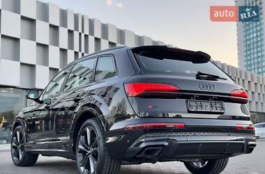 Позашляховик / Кросовер Audi Q7 2024 в Одесі