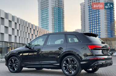 Позашляховик / Кросовер Audi Q7 2024 в Одесі