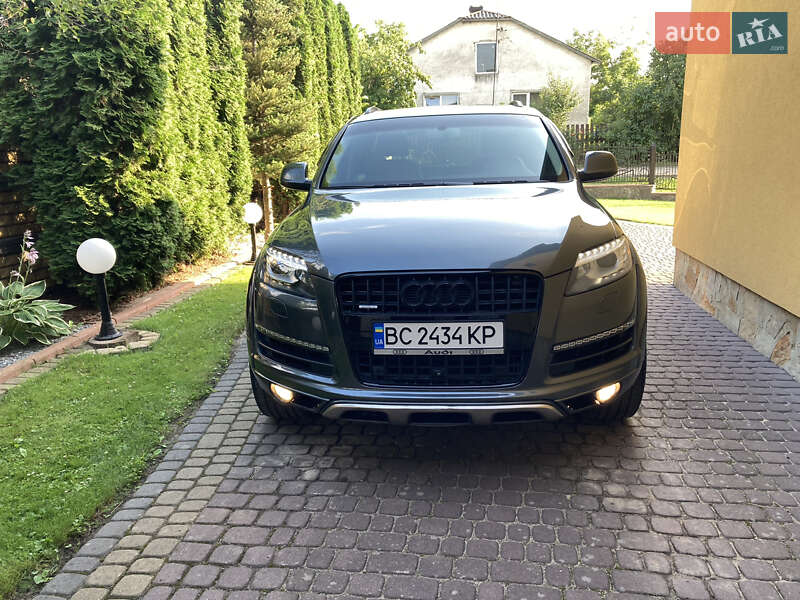 Позашляховик / Кросовер Audi Q7 2014 в Жовкві