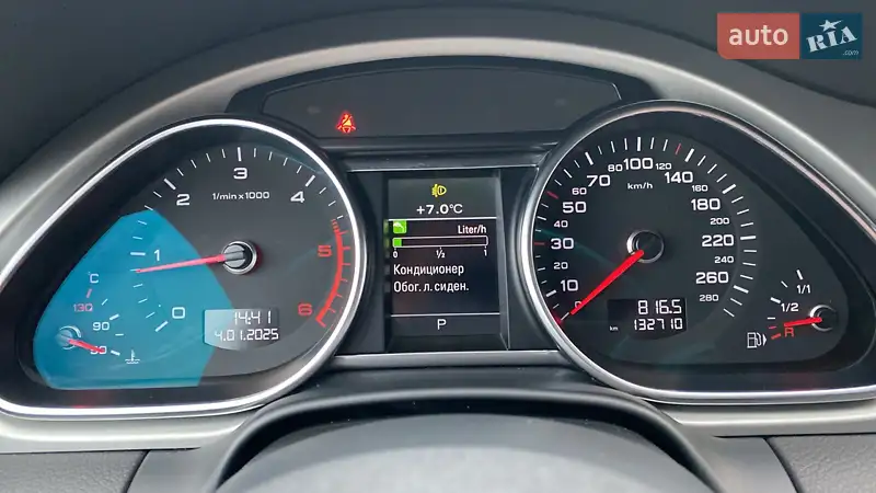 Внедорожник / Кроссовер Audi Q7 2014 в 