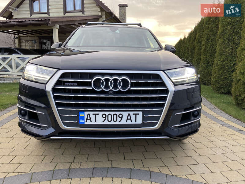 Внедорожник / Кроссовер Audi Q7 2017 в Ивано-Франковске