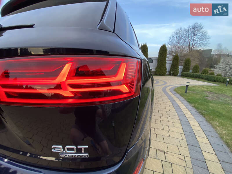Внедорожник / Кроссовер Audi Q7 2017 в Ивано-Франковске