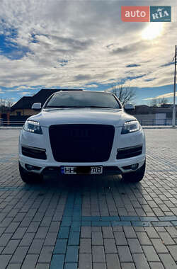 Позашляховик / Кросовер Audi Q7 2013 в Ізмаїлі