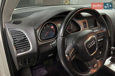 Внедорожник / Кроссовер Audi Q7 2009 в Белгороде-Днестровском