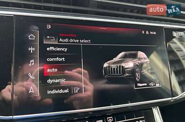 Внедорожник / Кроссовер Audi Q7 2021 в 