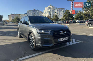 Позашляховик / Кросовер Audi Q7 2017 в Одесі