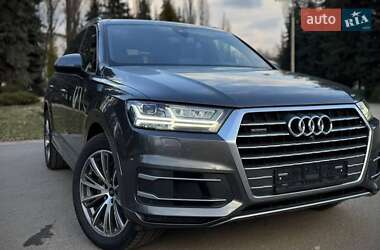 Позашляховик / Кросовер Audi Q7 2017 в Одесі