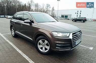 Позашляховик / Кросовер Audi Q7 2017 в Чернігові