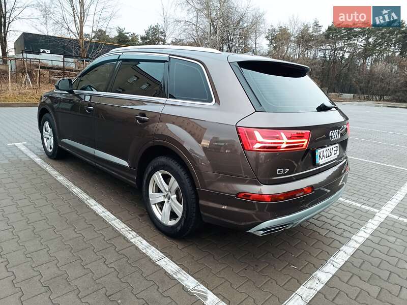 Позашляховик / Кросовер Audi Q7 2017 в Чернігові фото 17 Позашляховик / Кросовер Audi Q7 2017 в Чернігові