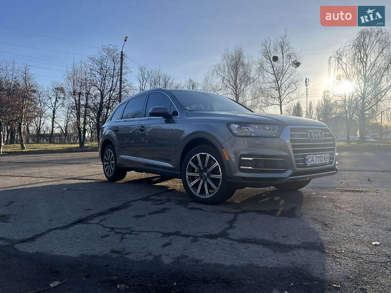 Внедорожник / Кроссовер Audi Q7 2016 в Тальном фото 5 Внедорожник / Кроссовер Audi Q7 2016 в Тальном