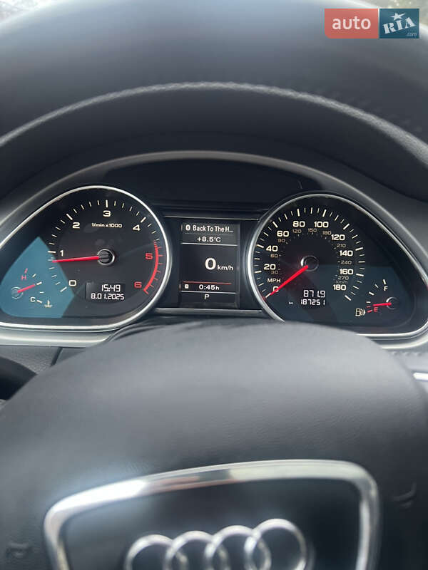 Позашляховик / Кросовер Audi Q7 2011 в Томашполі