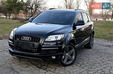 Позашляховик / Кросовер Audi Q7 2013 в Дніпрі