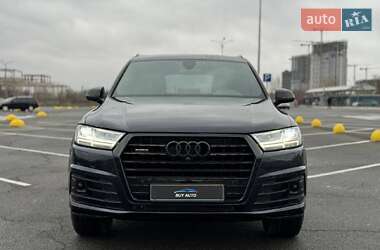 Внедорожник / Кроссовер Audi Q7 2017 в Киеве