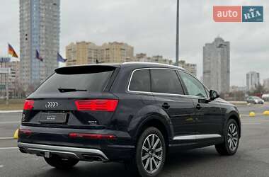 Внедорожник / Кроссовер Audi Q7 2017 в Киеве