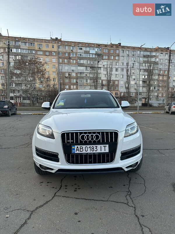 Внедорожник / Кроссовер Audi Q7 2013 в Николаеве