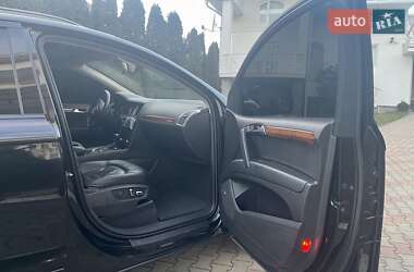 Позашляховик / Кросовер Audi Q7 2014 в Чернівцях