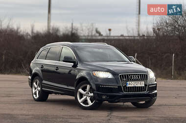 Позашляховик / Кросовер Audi Q7 2010 в Ужгороді