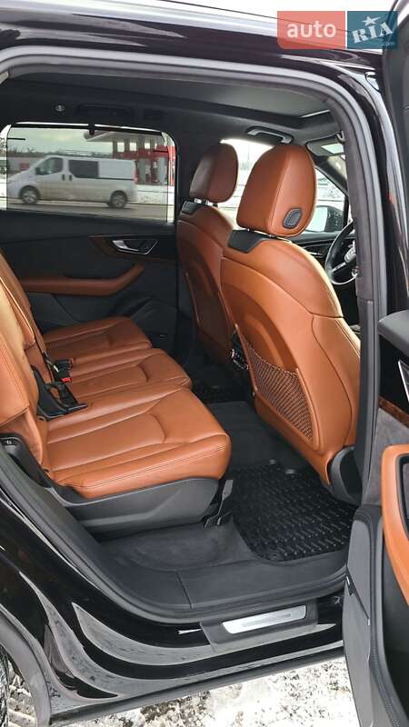 Позашляховик / Кросовер Audi Q7 2018 в Тернополі