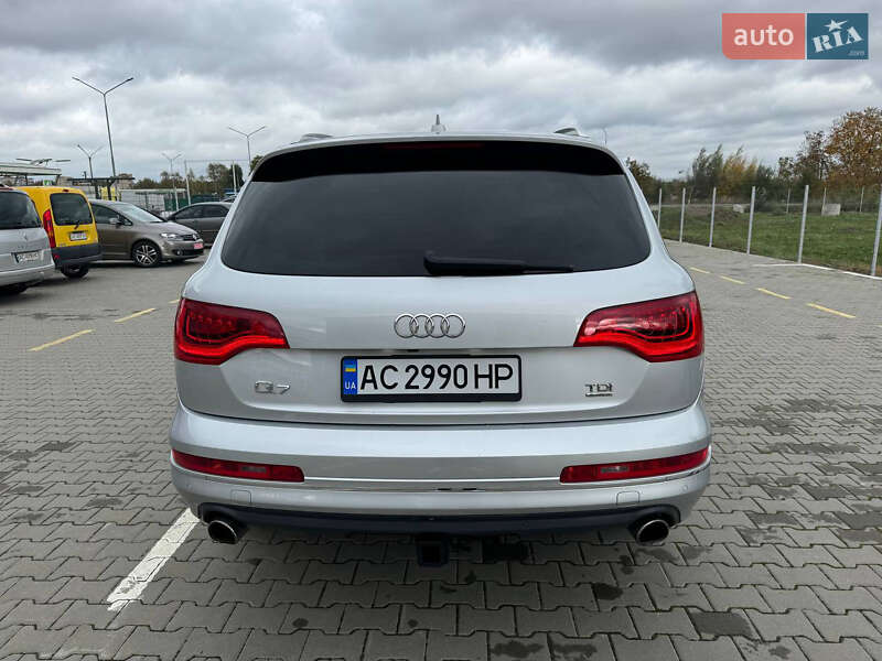 Позашляховик / Кросовер Audi Q7 2012 в Нововолинську