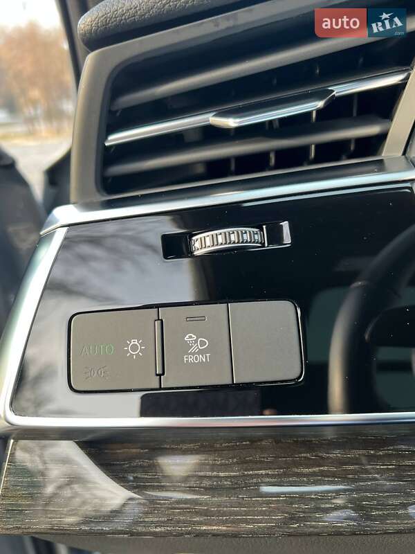 Внедорожник / Кроссовер Audi Q7 2021 в Киеве