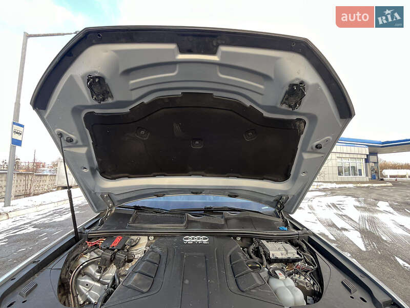 Внедорожник / Кроссовер Audi Q7 2018 в Ровно