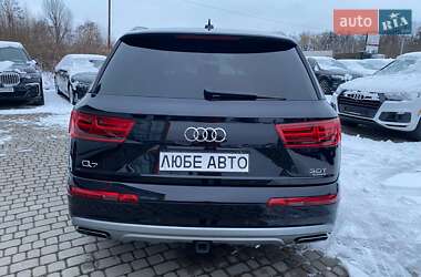 Позашляховик / Кросовер Audi Q7 2017 в Львові