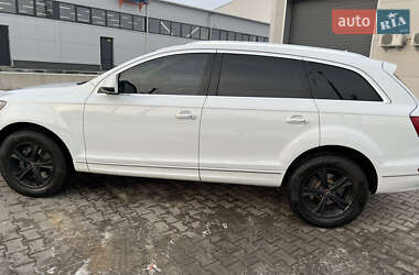 Внедорожник / Кроссовер Audi Q7 2013 в 