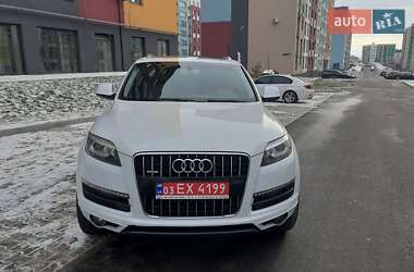 Позашляховик / Кросовер Audi Q7 2015 в Рівному