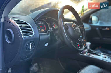 Внедорожник / Кроссовер Audi Q7 2012 в 
