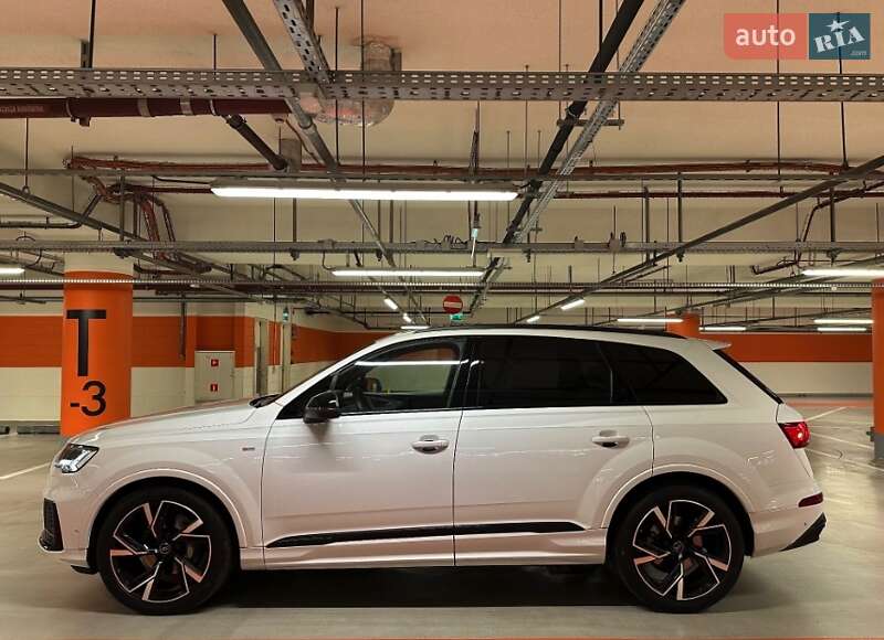 Внедорожник / Кроссовер Audi Q7 2020 в Львове фото 4 Внедорожник / Кроссовер Audi Q7 2020 в Львове