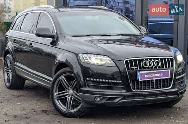 Внедорожник / Кроссовер Audi Q7 2013 в 
