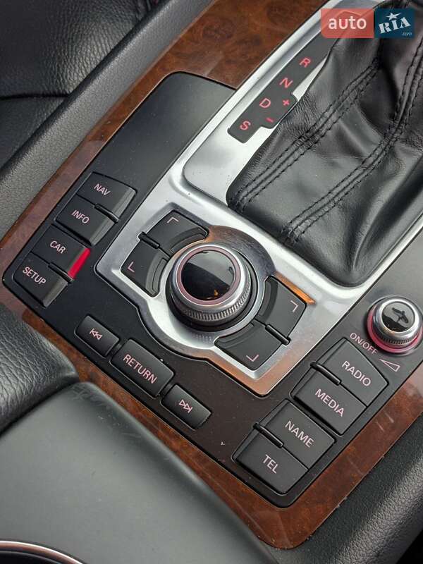 Позашляховик / Кросовер Audi Q7 2013 в Києві
