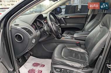 Внедорожник / Кроссовер Audi Q7 2013 в 