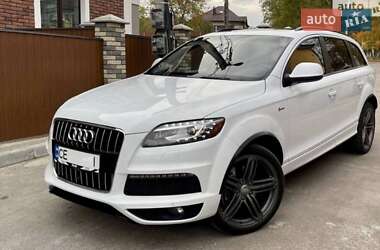 Позашляховик / Кросовер Audi Q7 2015 в Ужгороді