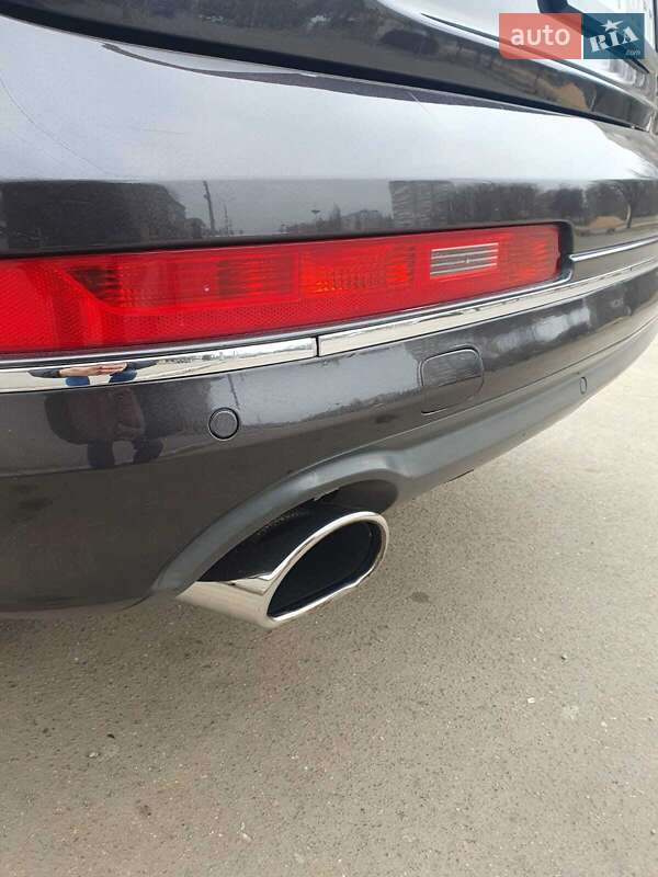 Позашляховик / Кросовер Audi Q7 2013 в Миколаєві