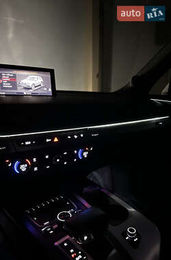 Внедорожник / Кроссовер Audi Q7 2015 в 