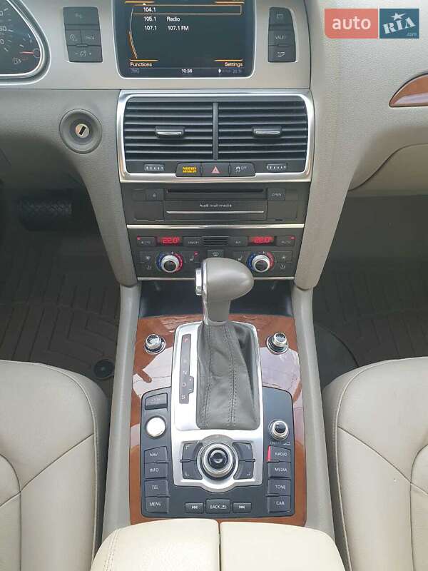 Позашляховик / Кросовер Audi Q7 2013 в Миколаєві