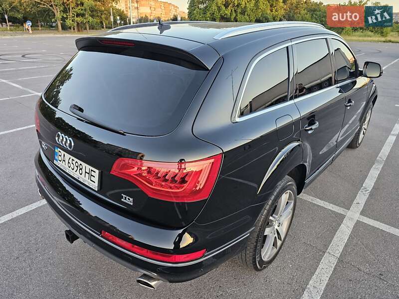 Внедорожник / Кроссовер Audi Q7 2013 в Кропивницком